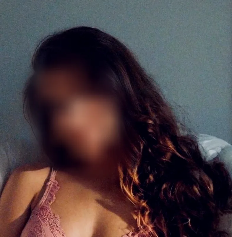 Hannah, 25