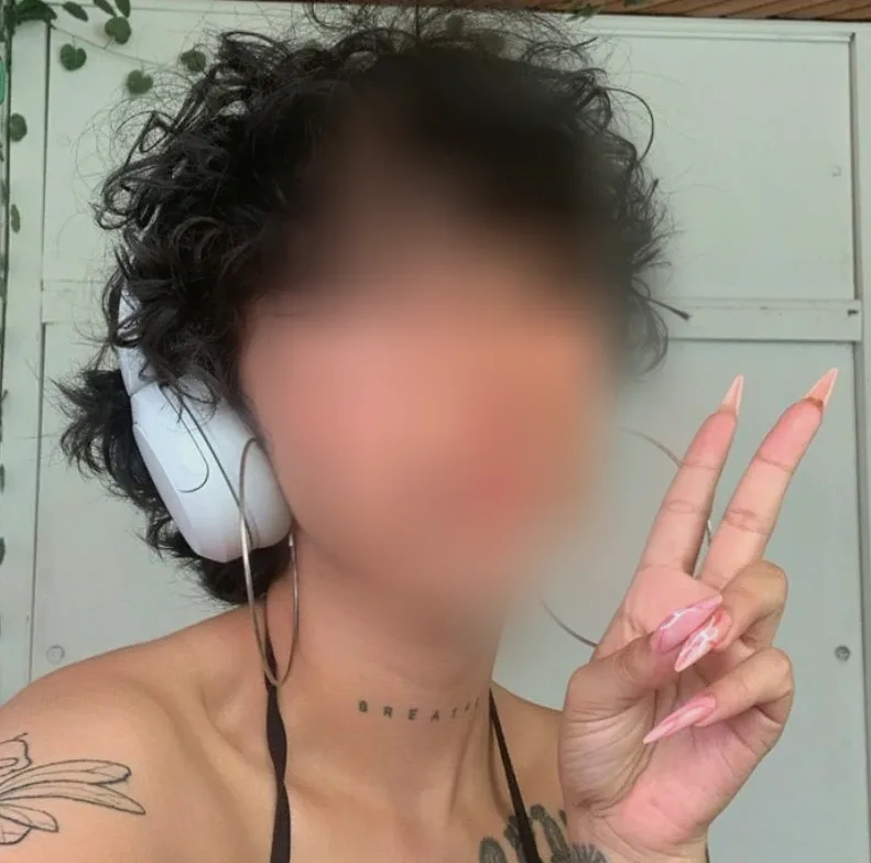 Lily, 26