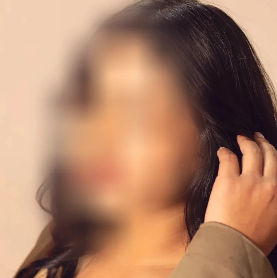 Maya, 34