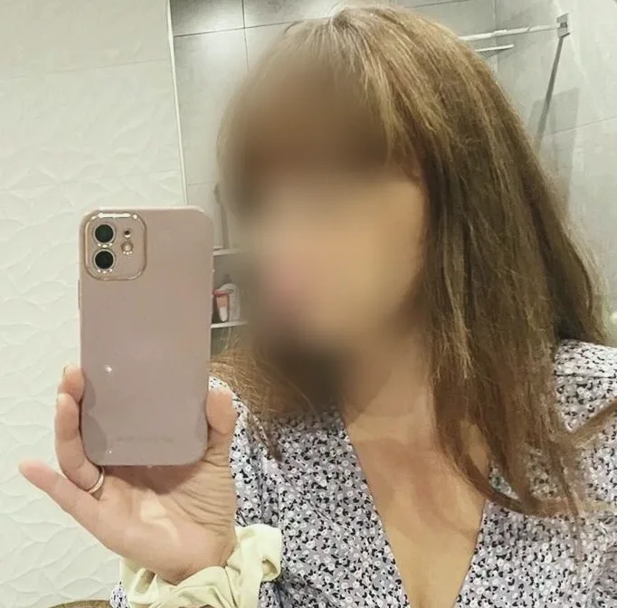 Naomi, 34